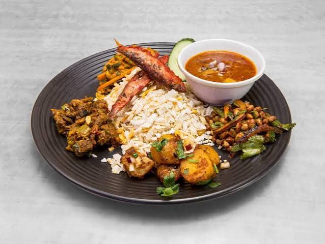 Fish khaja set